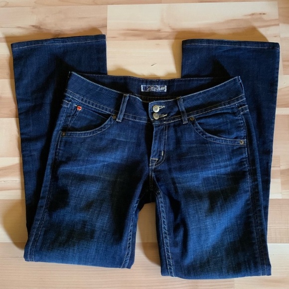 Hudson Signature Low Rise Boot Cut Jeans - Picture 2 of 13